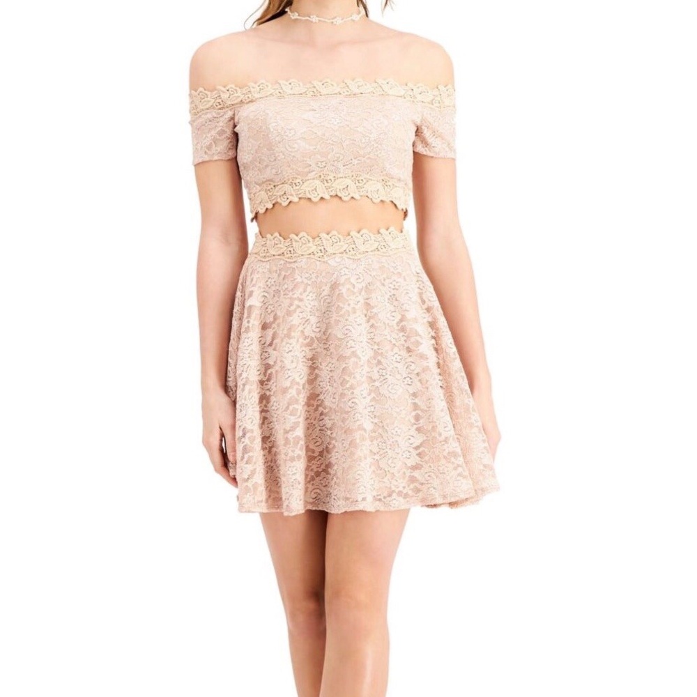 City Studio Womens Mini Skirt Crop Top 2 Pc Blush Beige Lace Glitter size 0 Jr